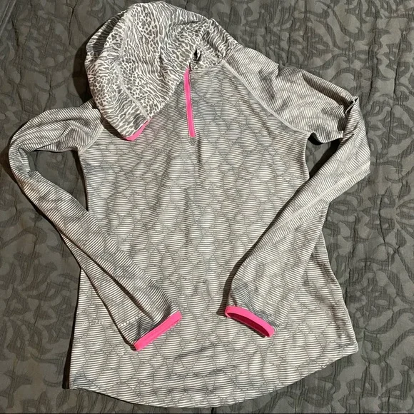 Like New Girls Nike Half Zip Hoodie - Picture 1 of 7
